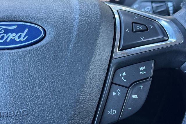 Used 2024 Ford Edge SEL image 39