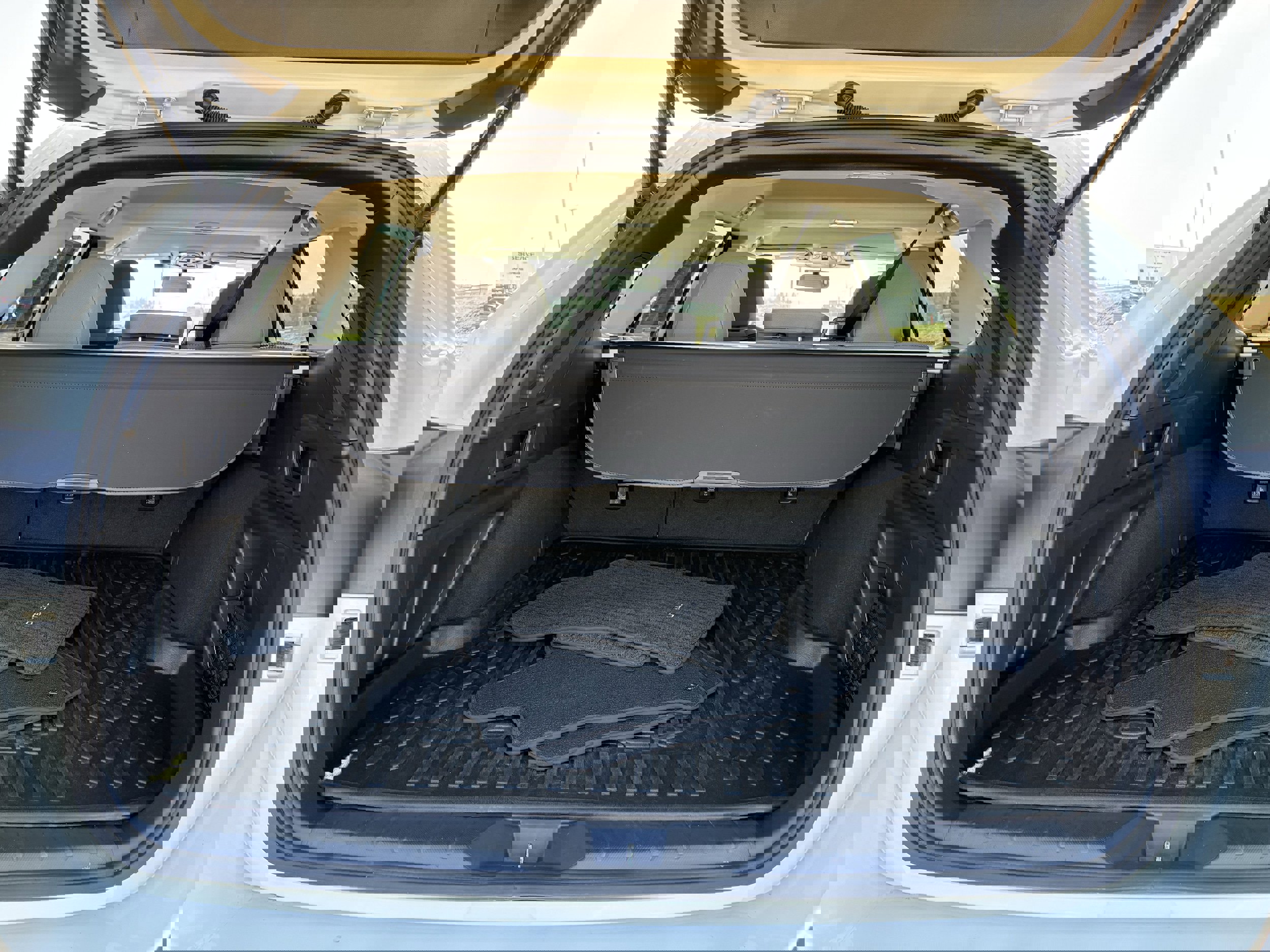 Used 2025 Subaru Outback Premium image 12