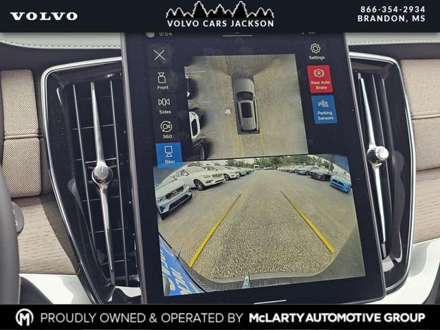 New 2026 Volvo XC90 B6 Plus w/ Protection Package Premier image 11