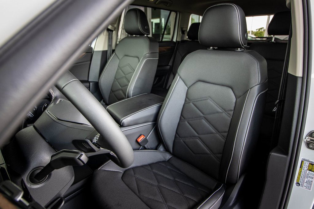 New 2026 Volkswagen Atlas SE image 28