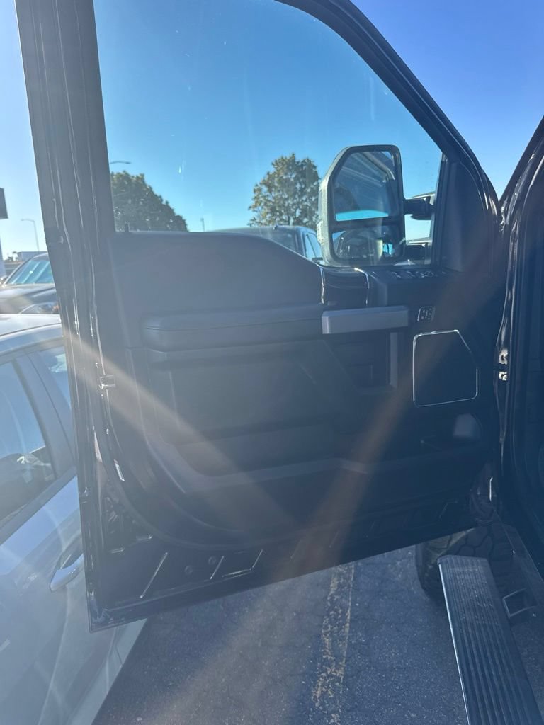 Used 2020 Ford F350 Platinum AWD/4WD image 22