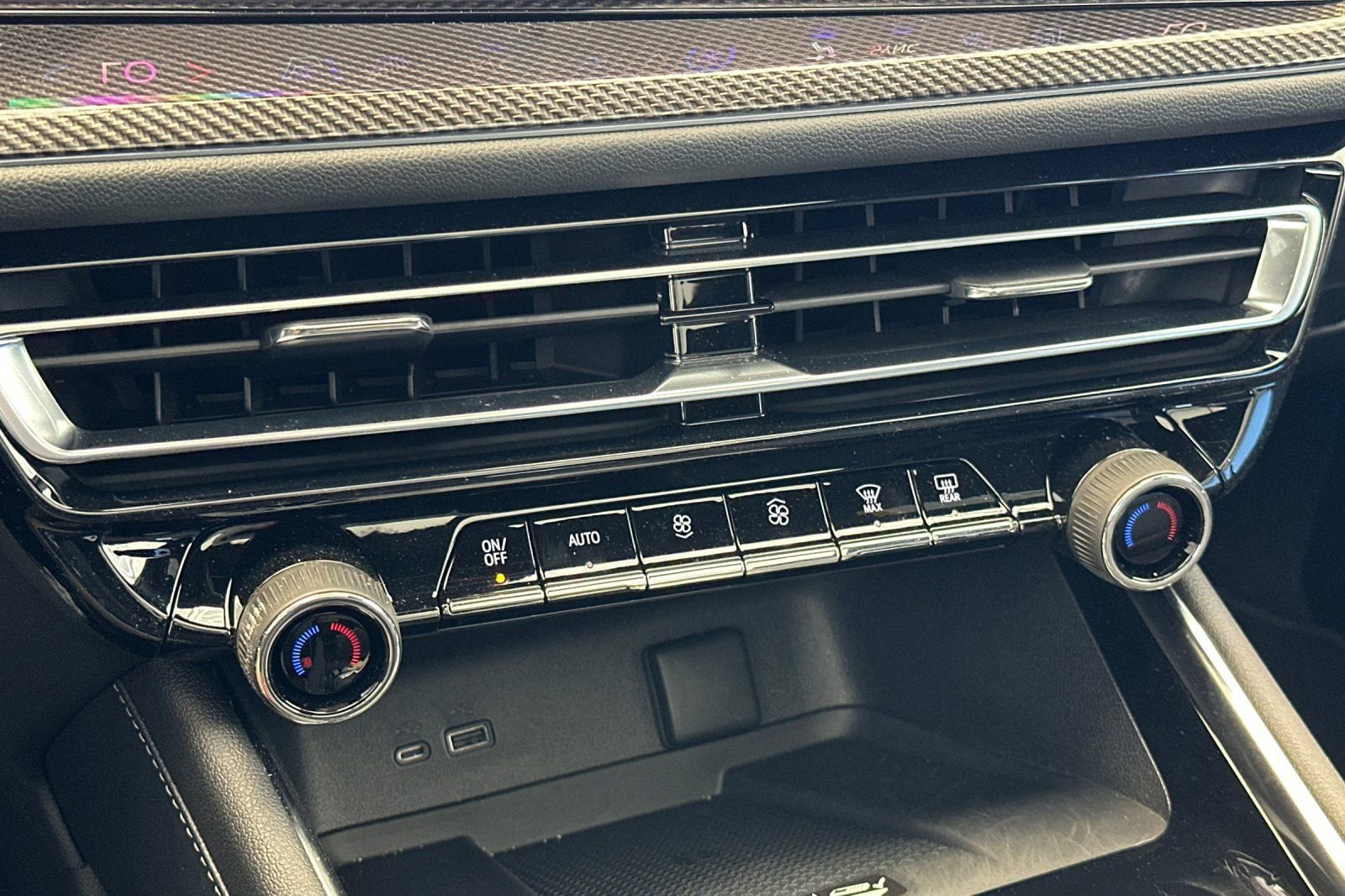 New 2026 Chevrolet Traverse High Country image 26