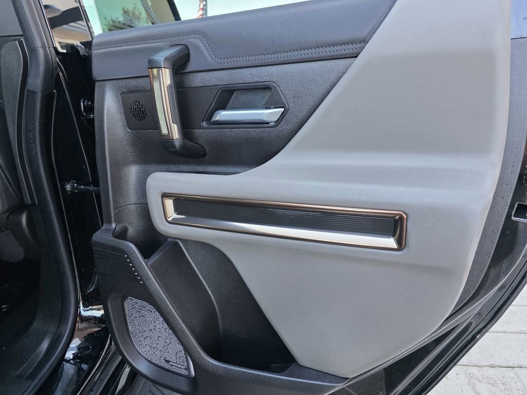 Used 2025 GMC Hummer EV 3X image 36