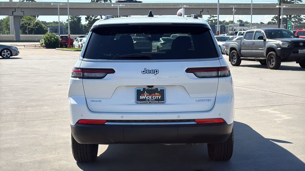Used 2025 Jeep Grand Cherokee L Limited AWD/4WD image 4