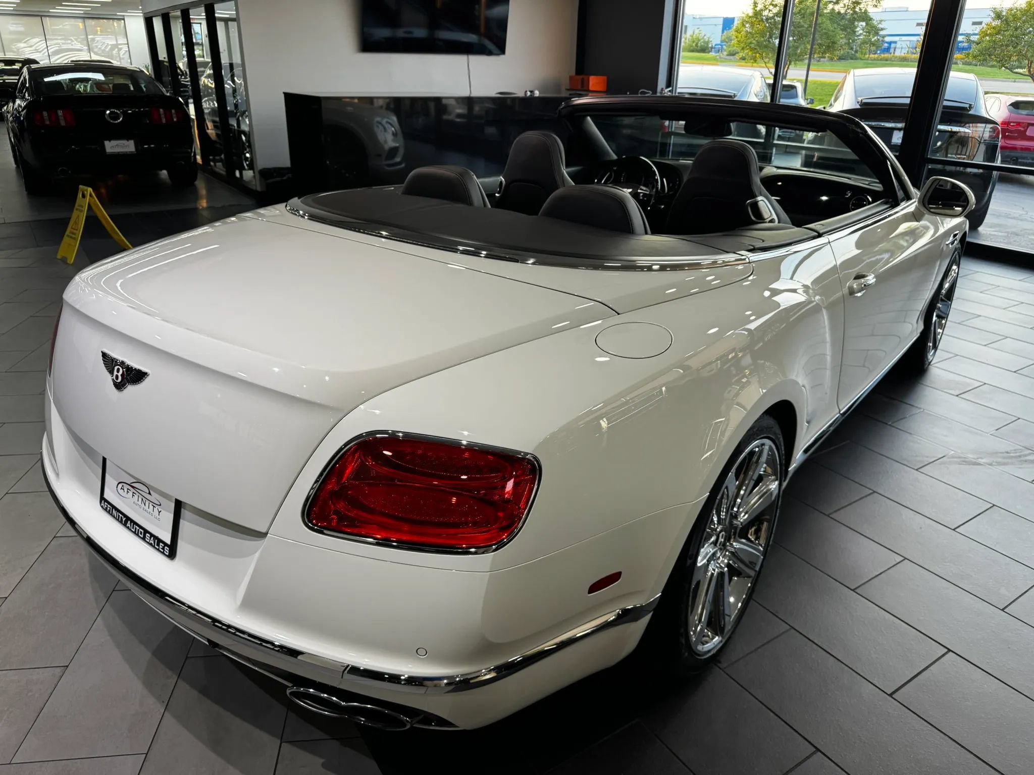 Used 2017 Bentley Continental GT AWD/4WD image 6