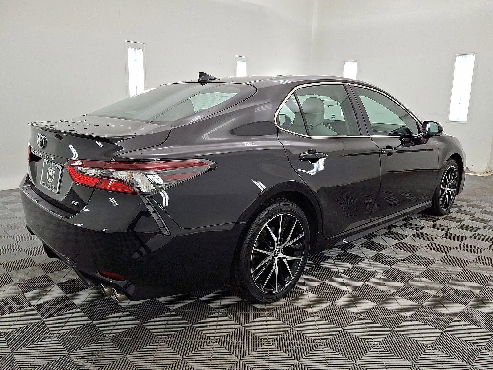 Certified 2024 Toyota Camry SE image 24