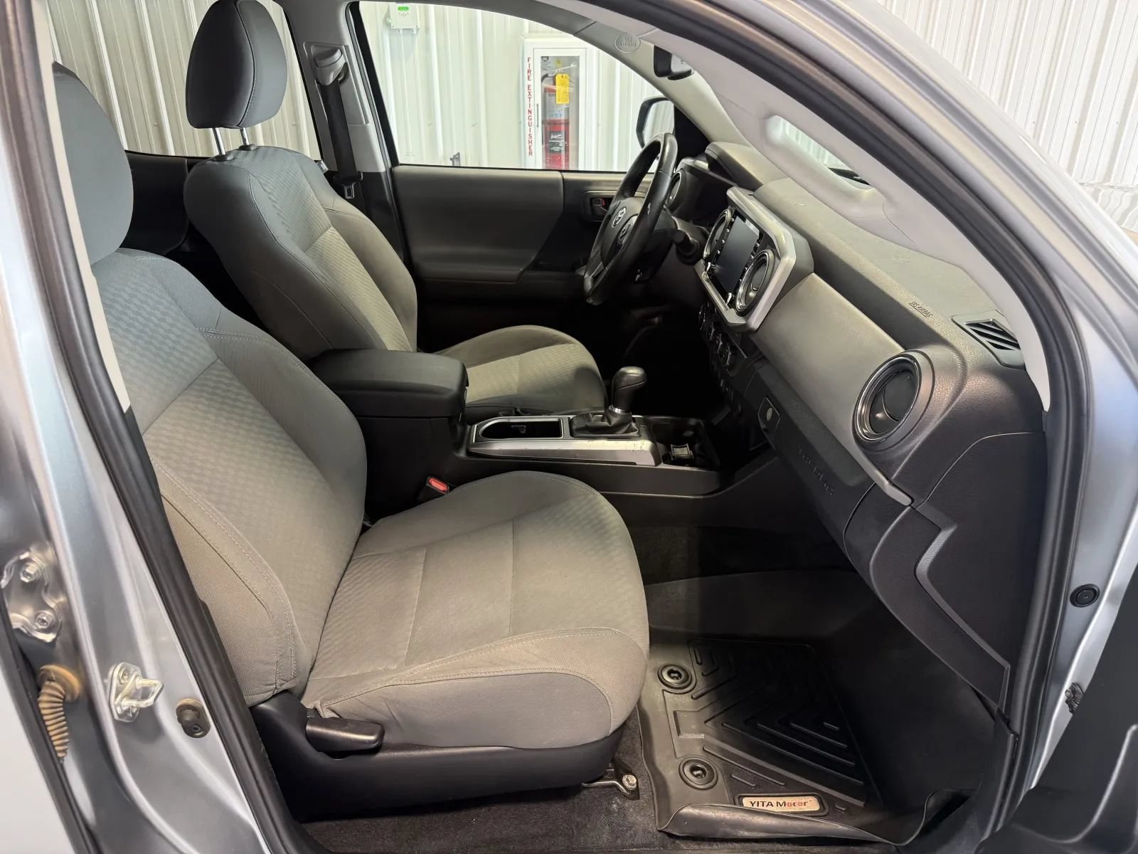 Used 2023 Toyota Tacoma SR5 w/ Technology Package AWD/4WD image 24