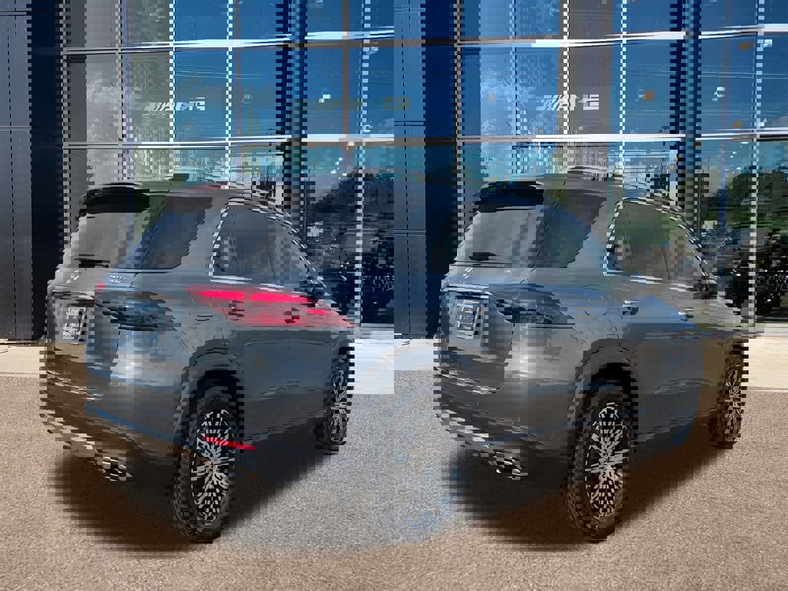 New 2026 Mercedes-Benz GLE 350 4MATIC image 4