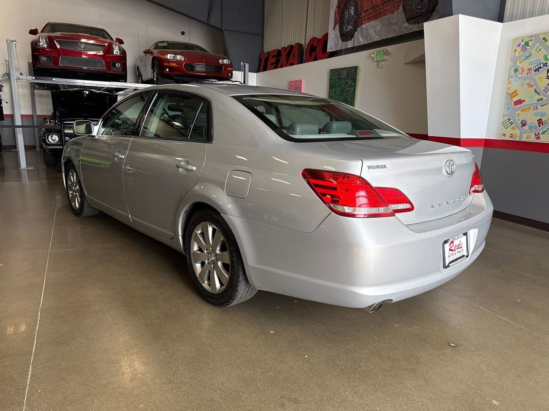 Used 2006 Toyota Avalon XLS image 22
