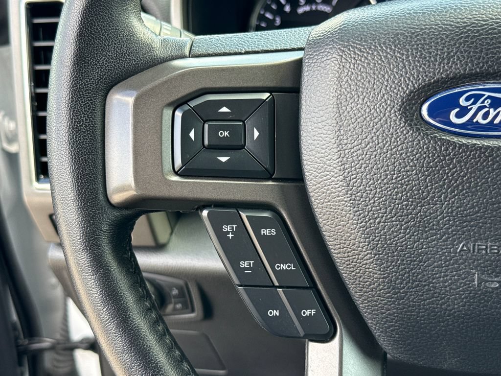 Used 2020 Ford Expedition Max XLT w/ Equipment Group 202A RWD image 17