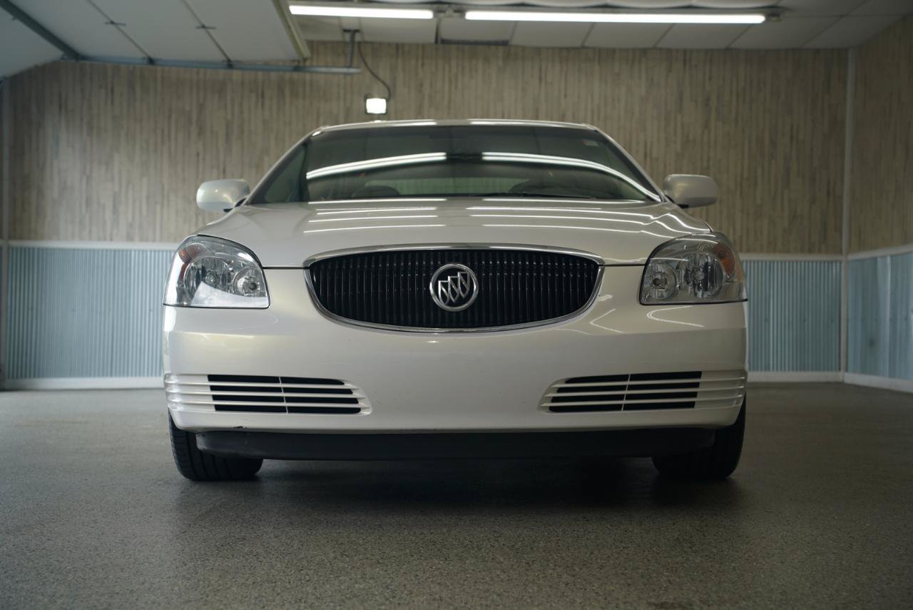 Used 2006 Buick Lucerne CXL w/ Luxury Package FWD image 2