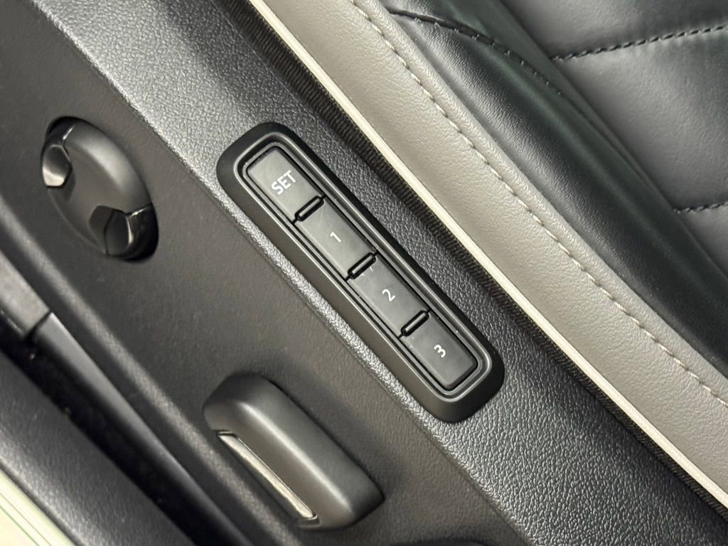 Used 2023 Volkswagen Arteon SEL image 15