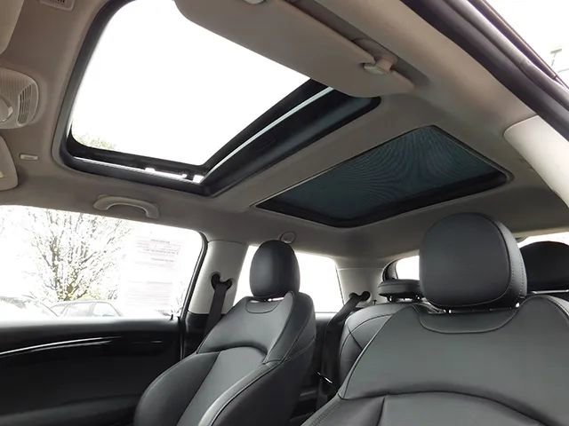 Used 2021 MINI Cooper S w/ 6.5" Touchscreen Package FWD image 12