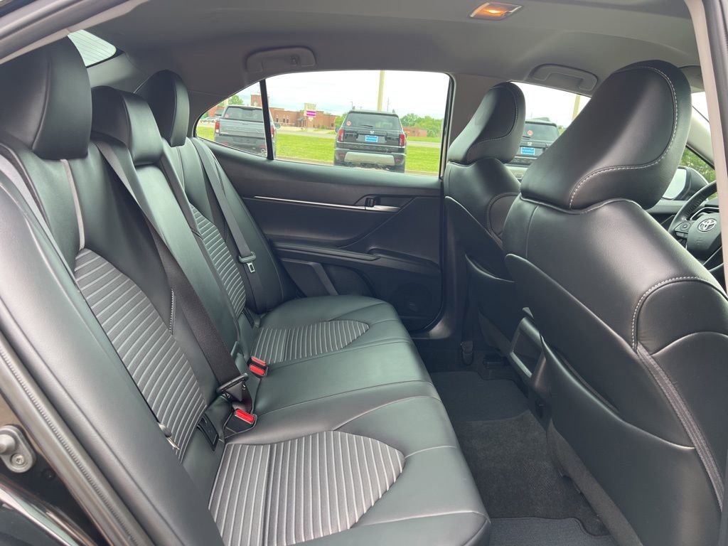 Used 2024 Toyota Camry SE FWD image 23