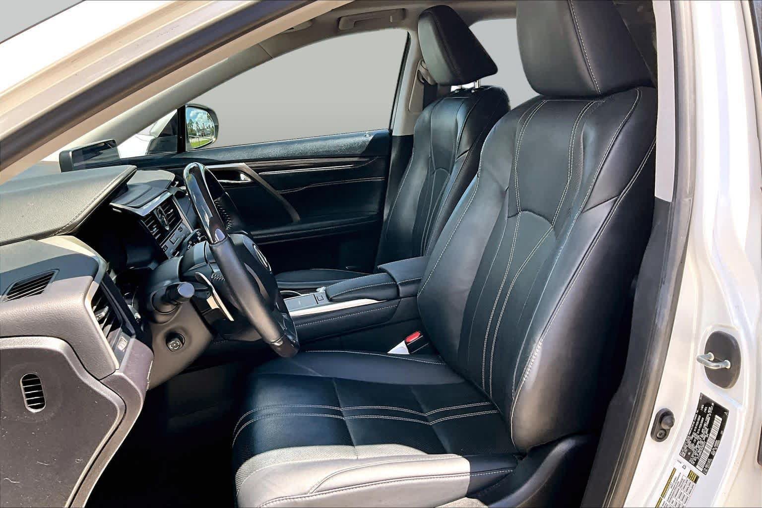 Used 2022 Lexus RX 450h AWD w/ Luxury Package image 8