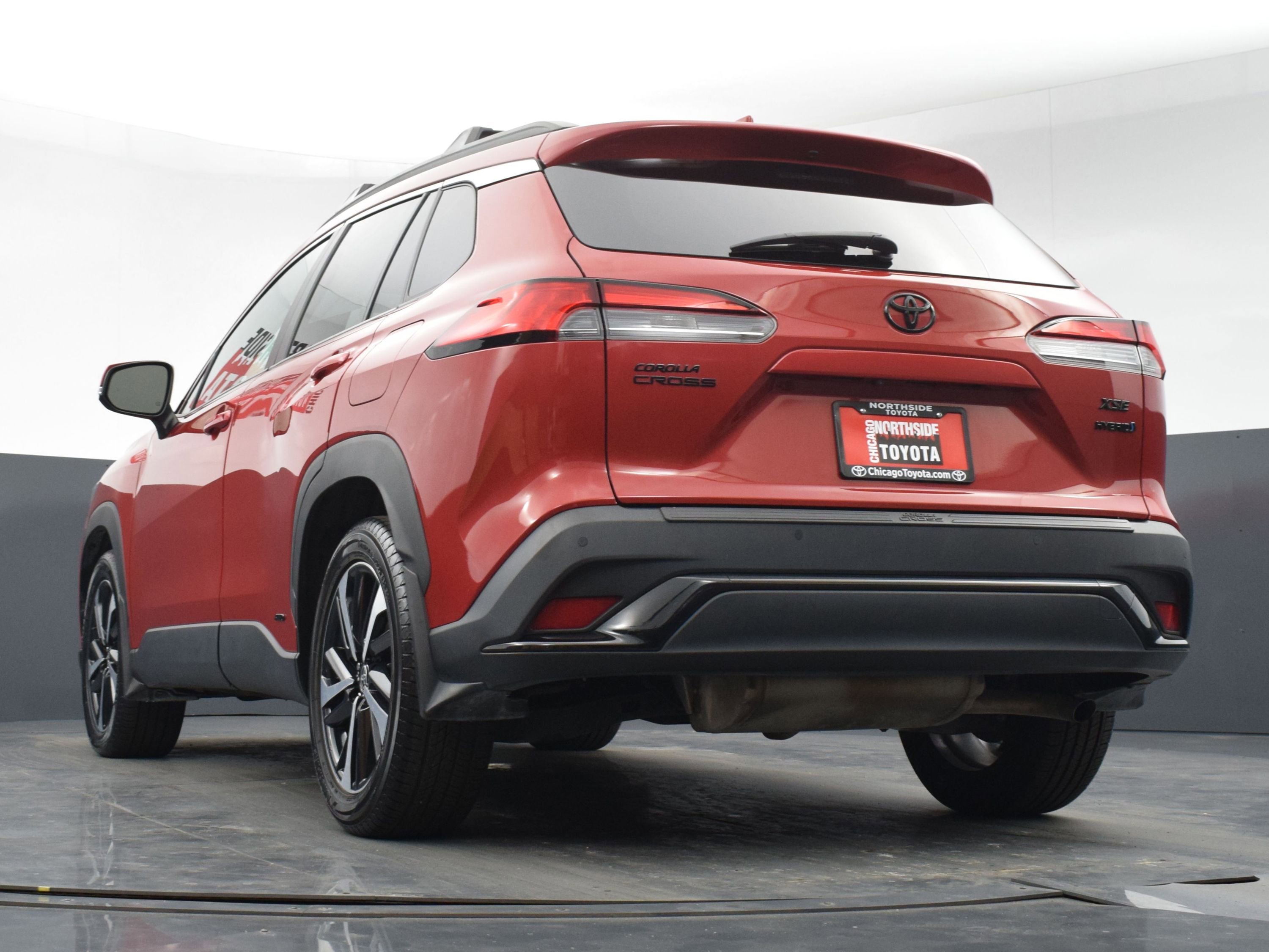 Used 2023 Toyota Corolla Cross XSE w/ Convenience Package image 30