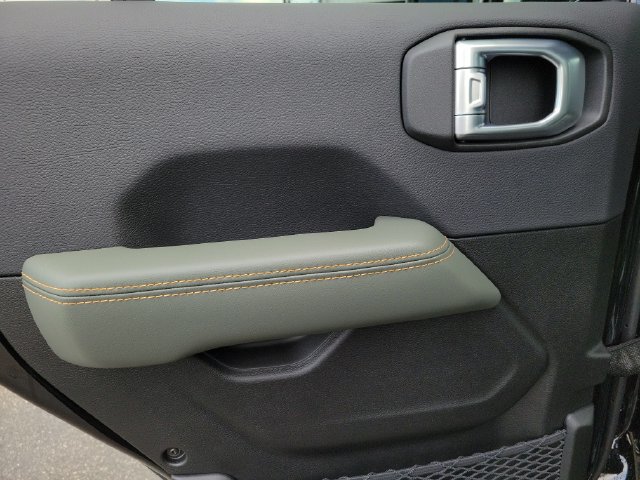 New 2027 Jeep Gladiator Mojave AWD/4WD image 16