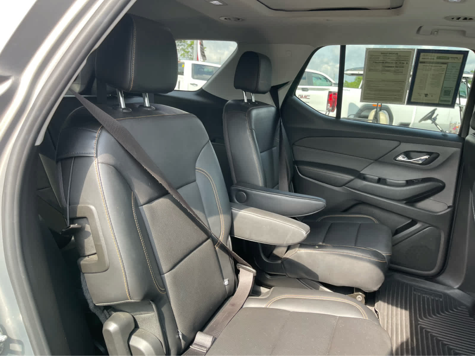 Used 2019 Chevrolet Traverse Premier w/ Driver Confidence II Package FWD image 24