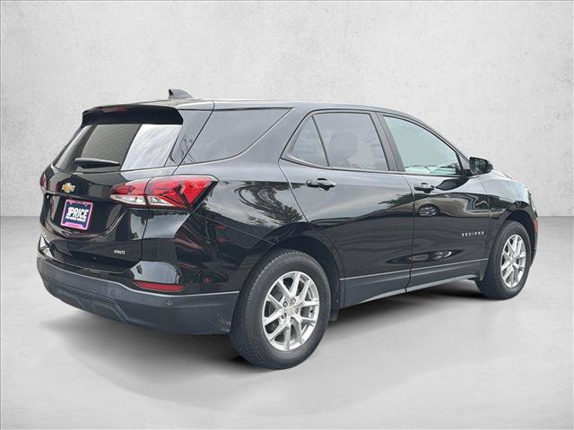 Used 2023 Chevrolet Equinox LS w/ LS Convenience Package AWD/4WD image 5