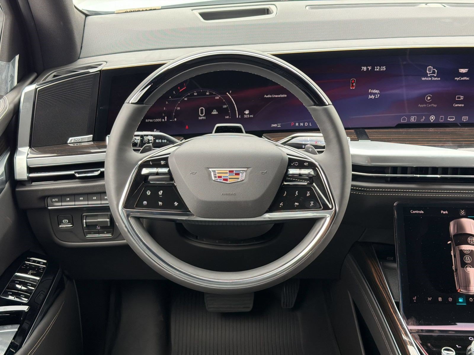 New 2026 Cadillac Escalade Luxury w/ Touring Package AWD/4WD image 10