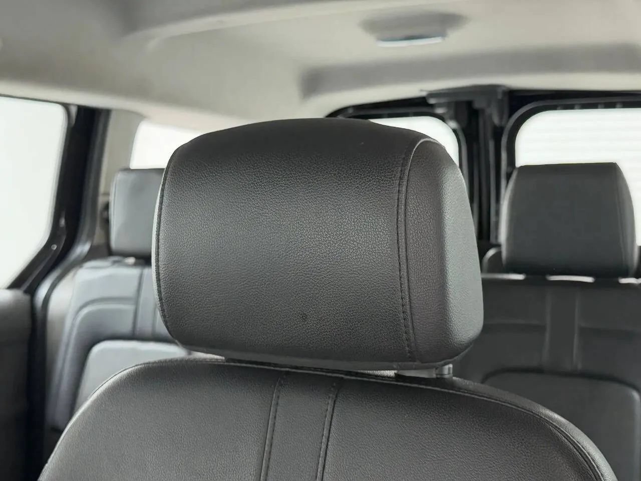 Used 2020 Ford Transit Connect XL FWD image 27