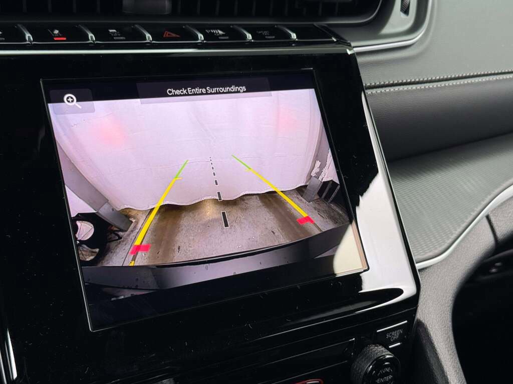 New 2025 Jeep Grand Cherokee L Laredo image 32