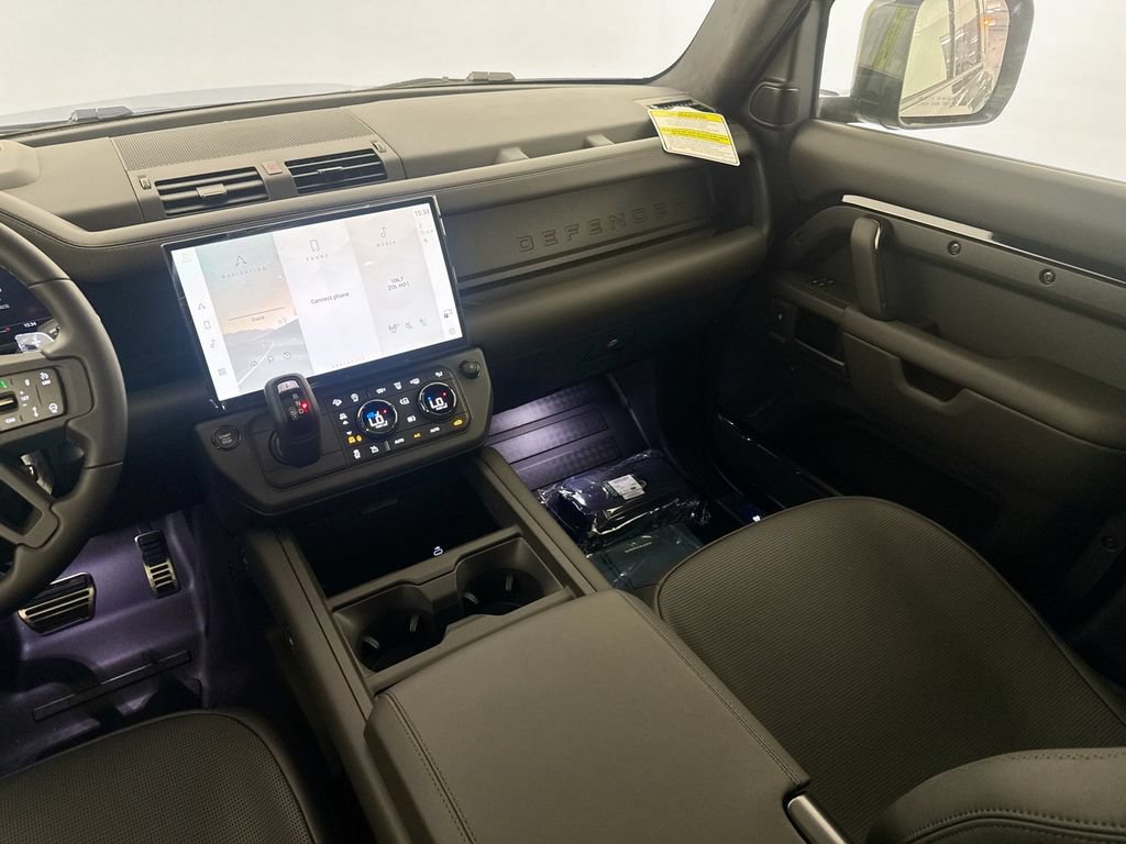 New 2026 Land Rover Defender 110 OCTA AWD/4WD image 22