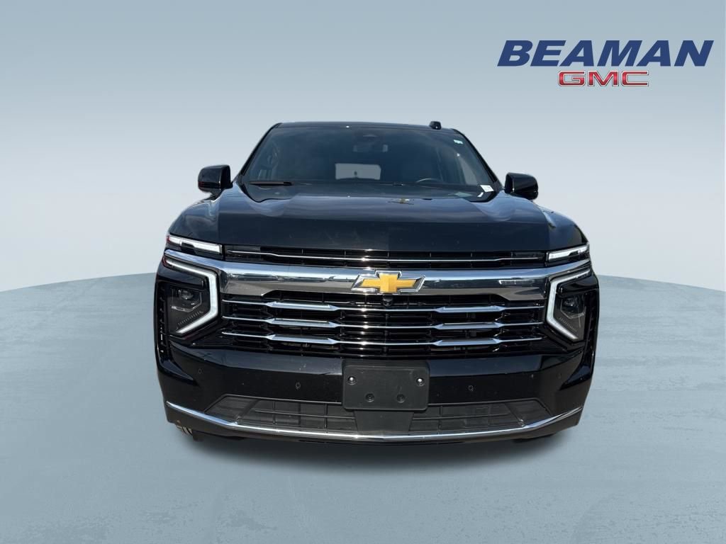 Used 2025 Chevrolet Tahoe LT AWD/4WD image 2
