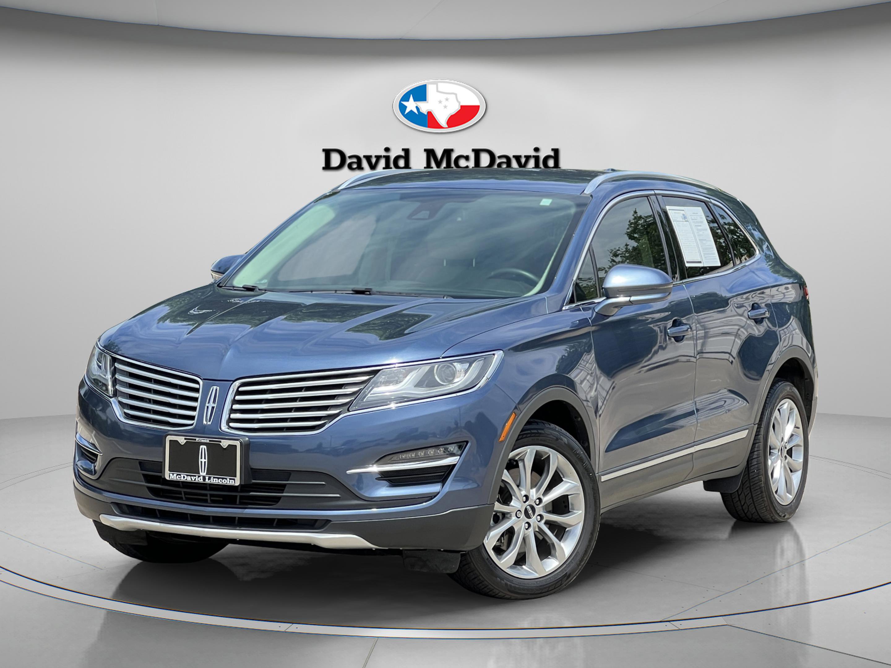 Used 2018 Lincoln MKC Select w/ Select Plus Package FWD image 2