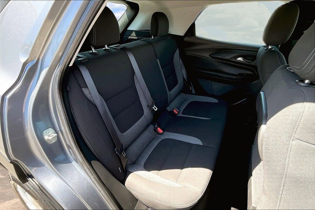 Used 2022 Chevrolet TrailBlazer LS image 27