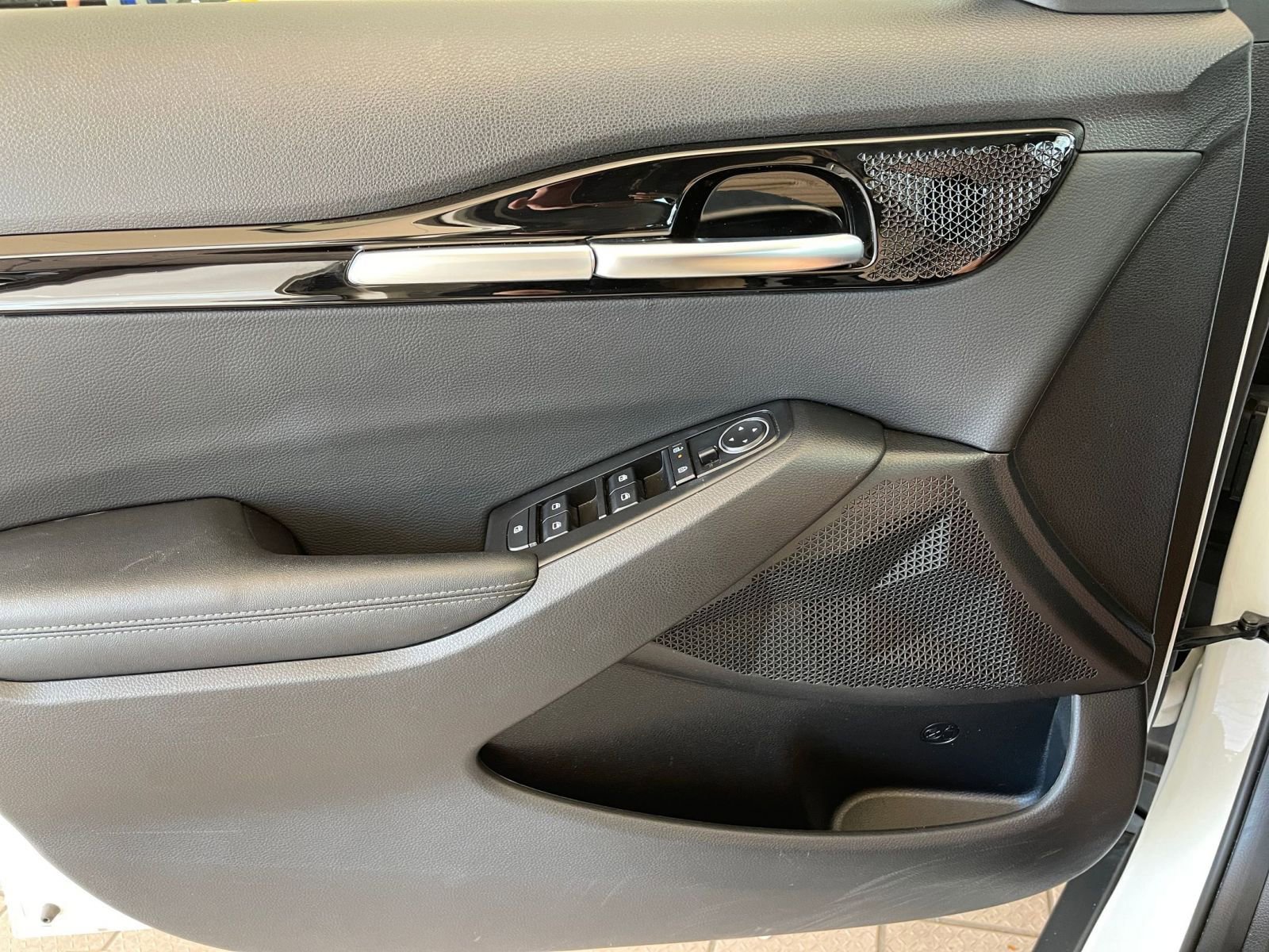 Used 2025 Kia Seltos S FWD image 18