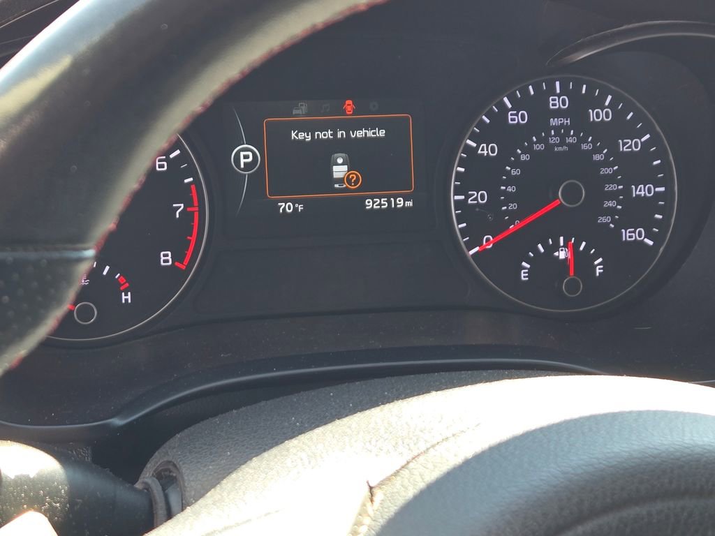 Used 2018 Kia Optima SX image 9