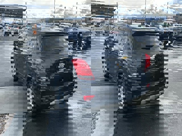 Used 2019 Chevrolet Trax LT w/ LT Convenience Package image 22