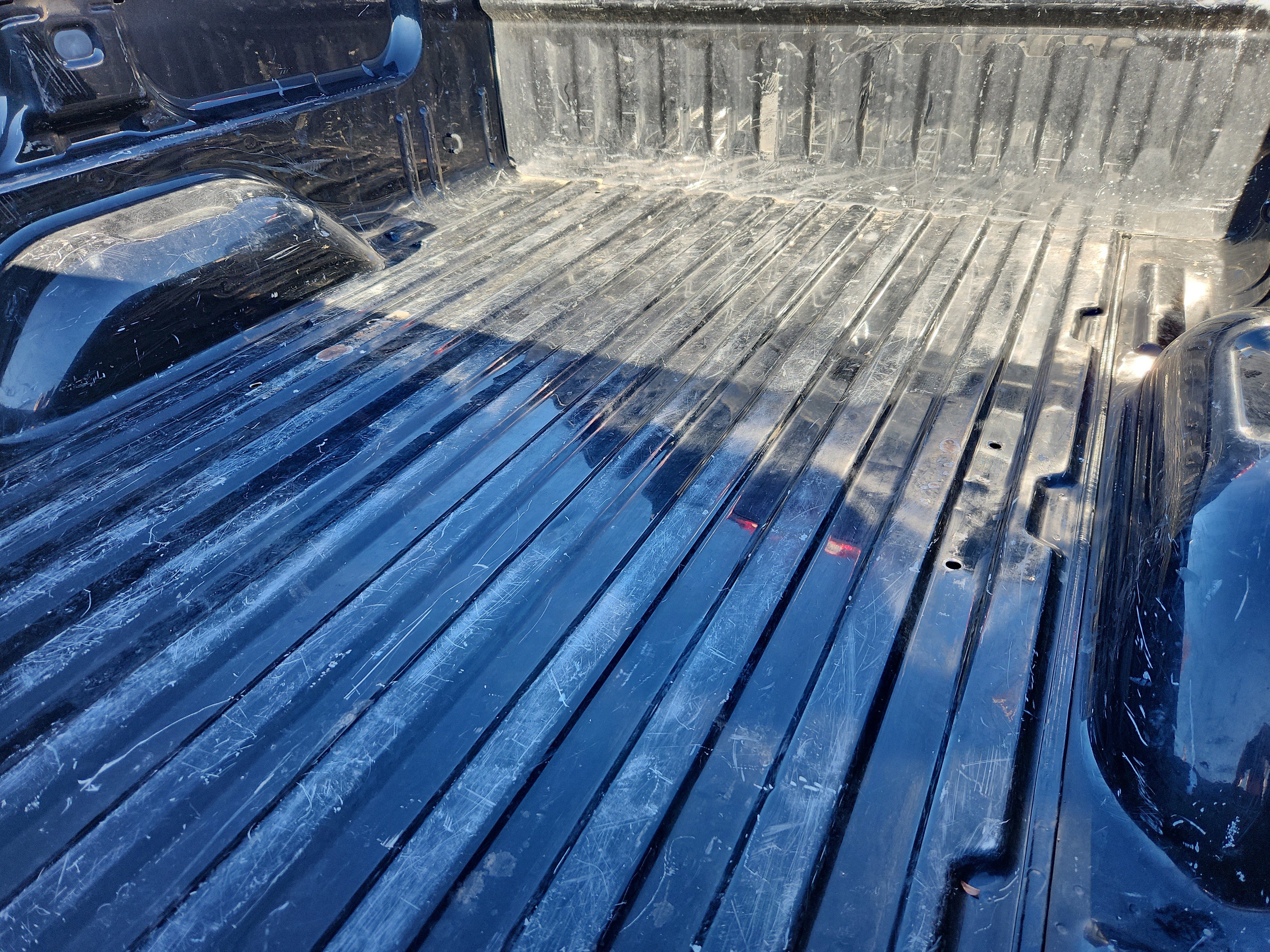 Used 2018 Chevrolet Silverado 1500 LT w/ All Star Edition image 11