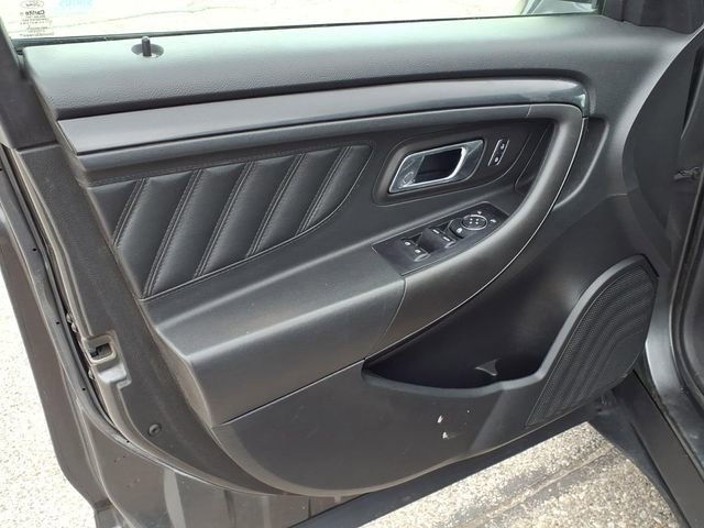 Used 2017 Ford Taurus SHO image 21