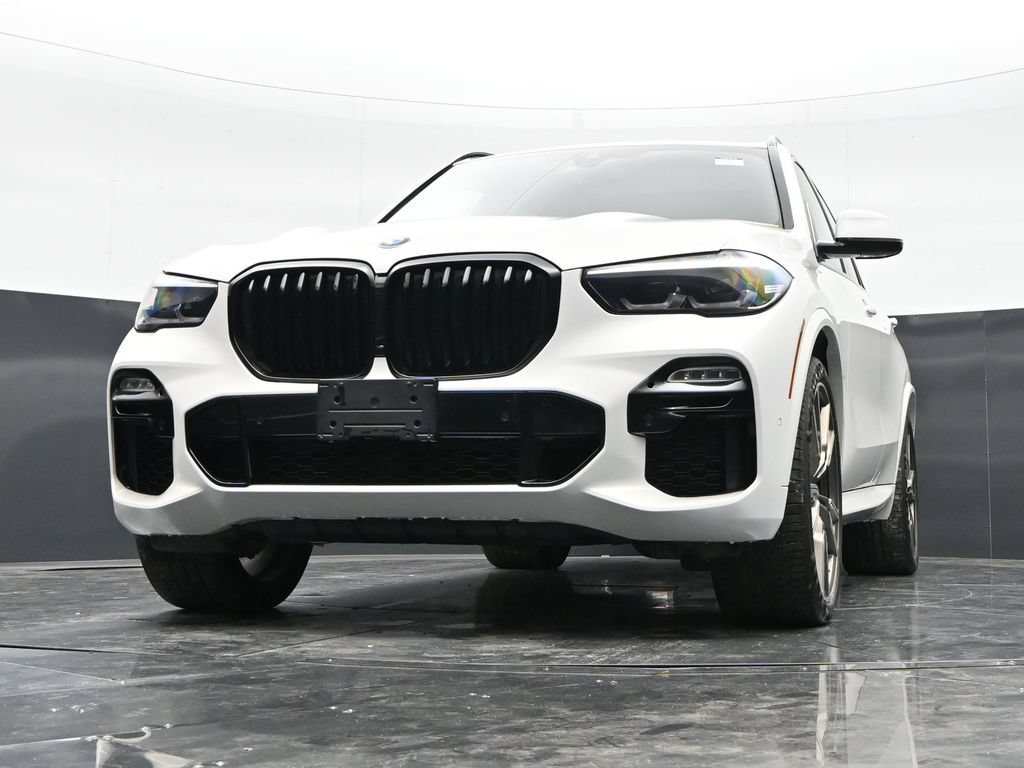 Used 2021 BMW X5 M50i AWD/4WD image 44