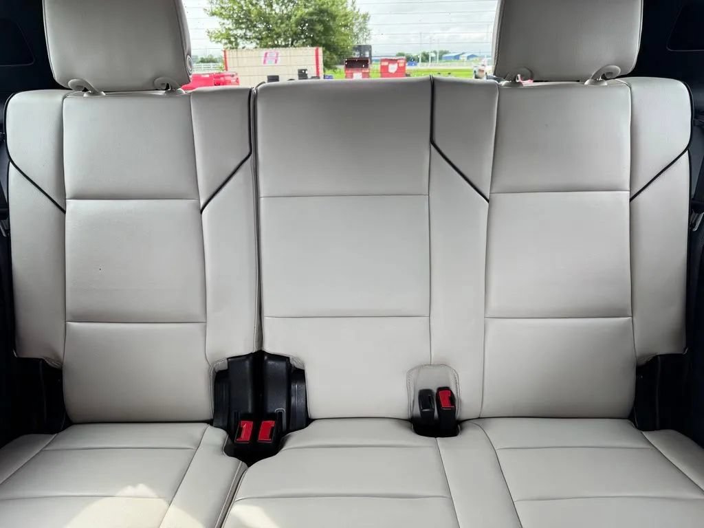 Used 2021 Cadillac Escalade Sport w/ LPO, Illumination Package AWD/4WD image 19