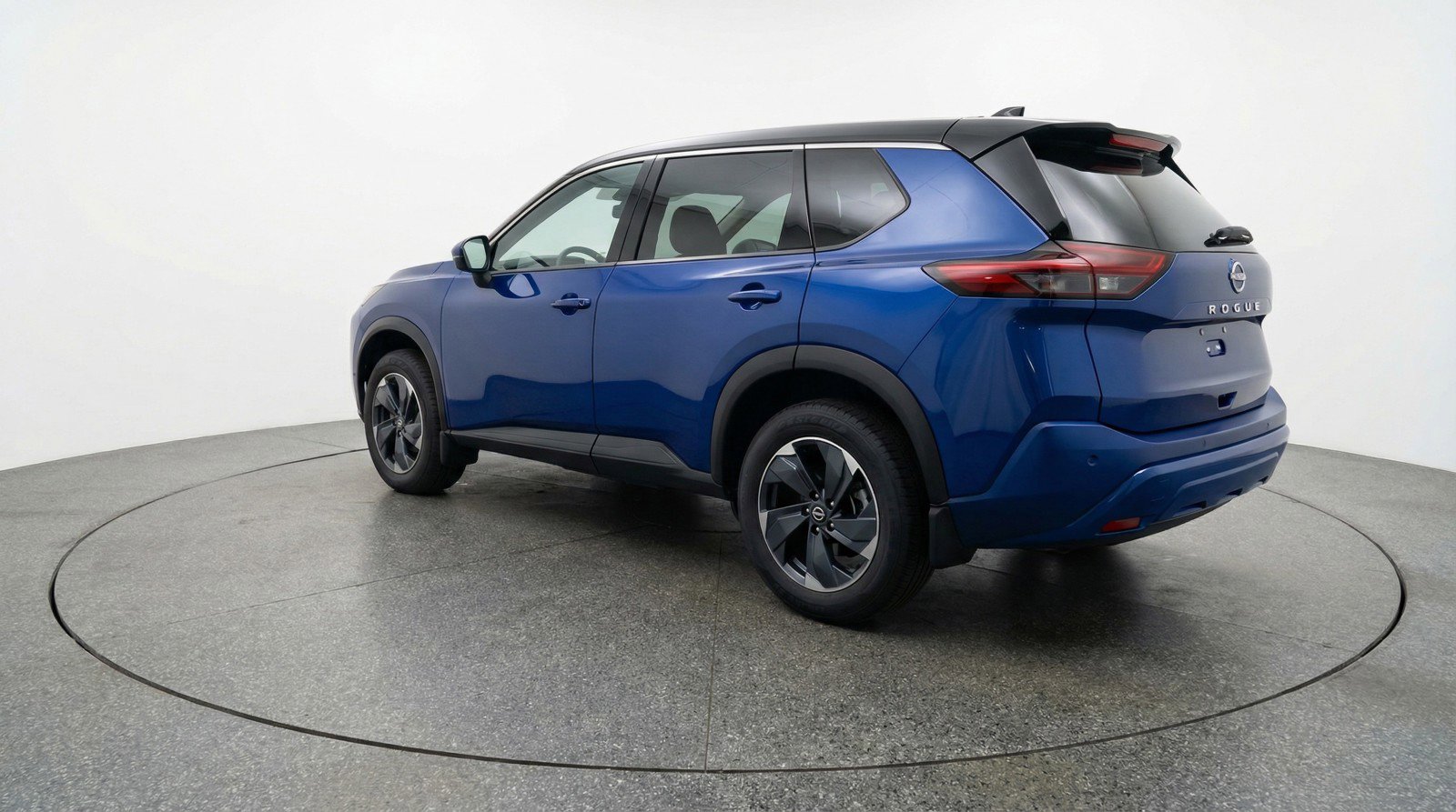Used 2025 Nissan Rogue SV FWD image 6