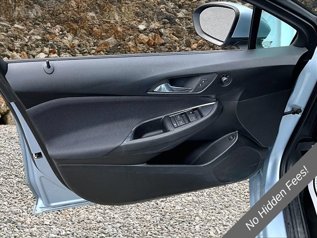 Used 2018 Chevrolet Cruze LS FWD image 14