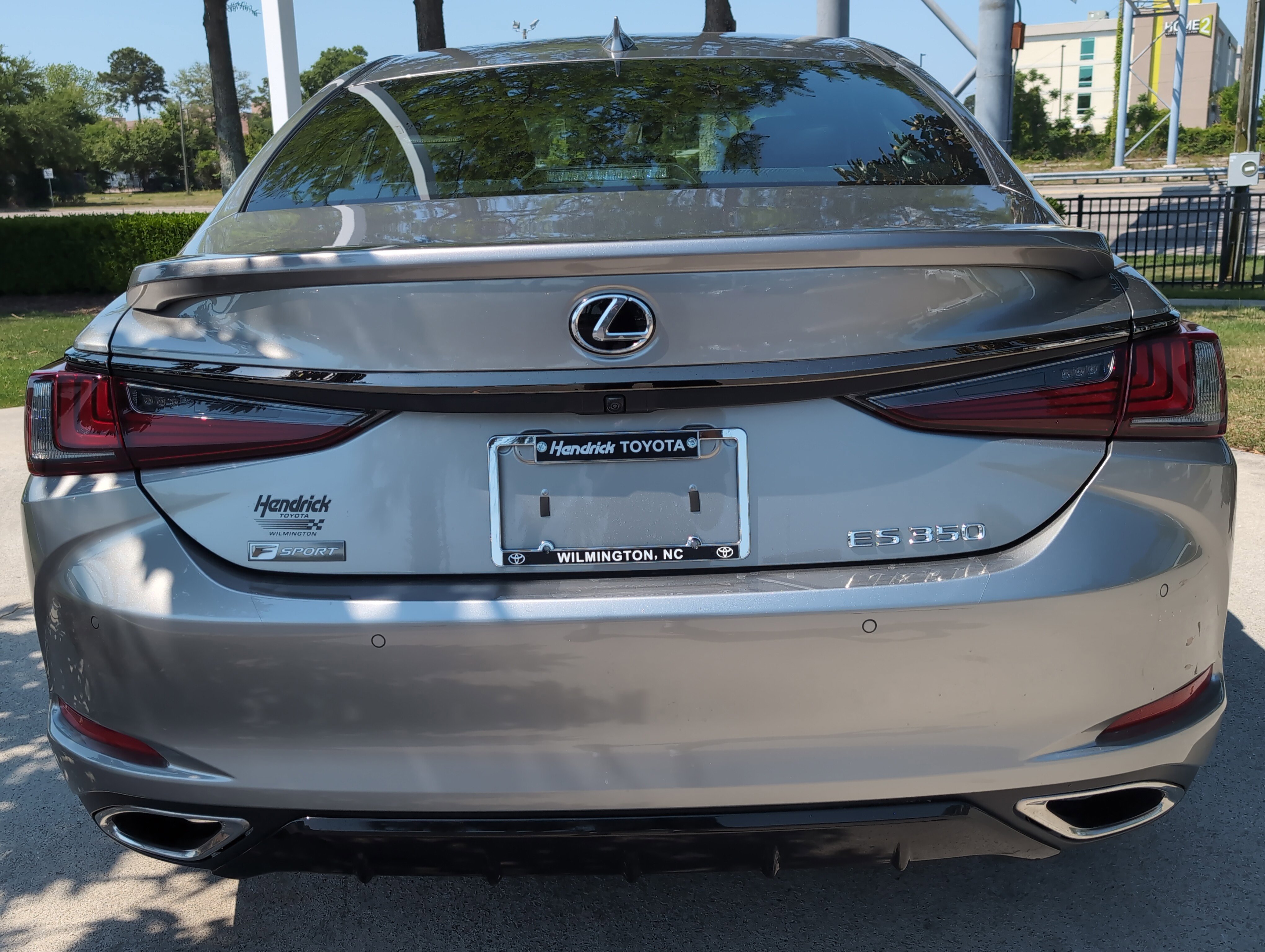 Used 2020 Lexus ES 350 F Sport w/ Accessory Package FWD image 9