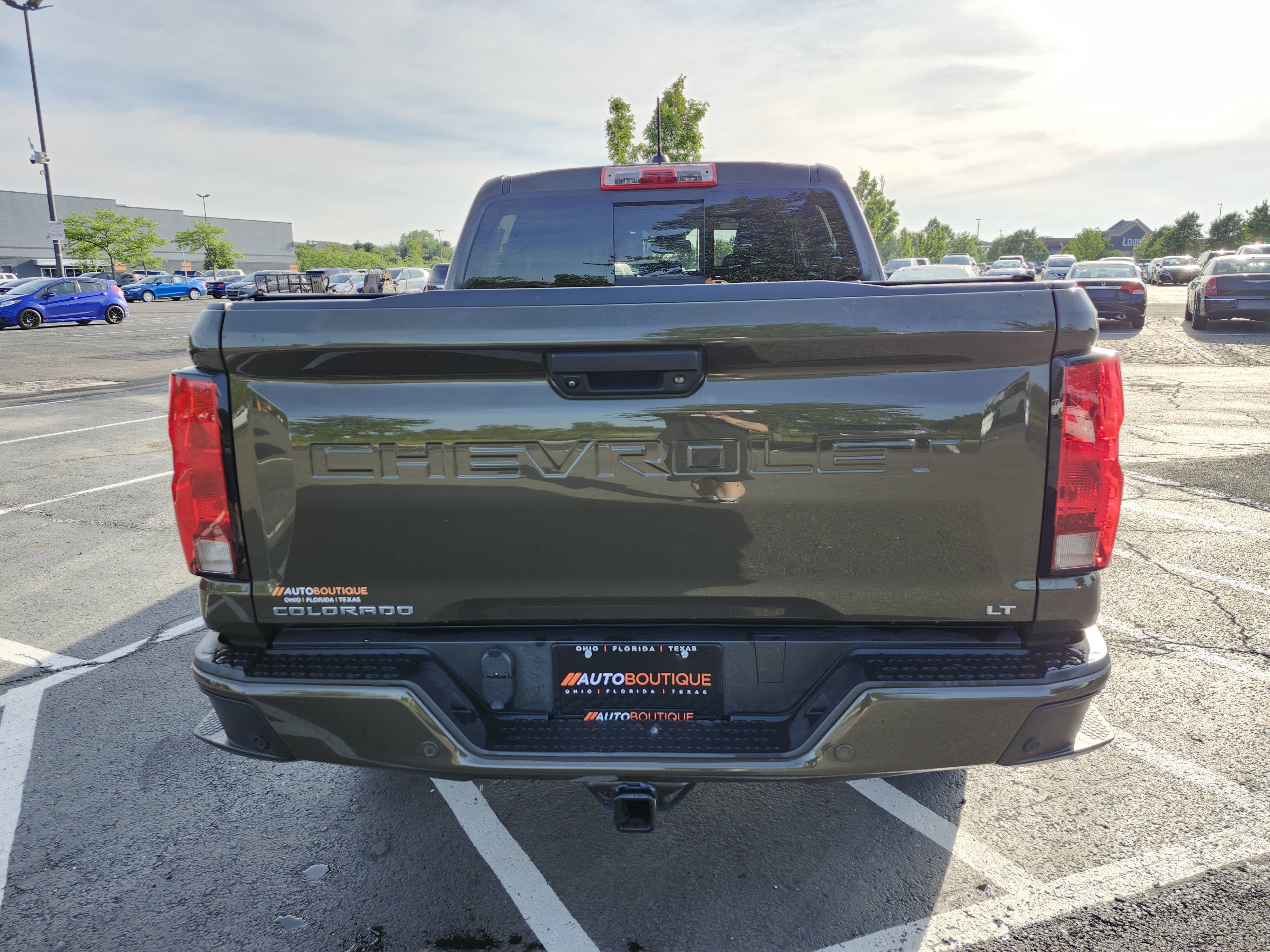 Used 2023 Chevrolet Colorado LT w/ LT Convenience Package II RWD image 17