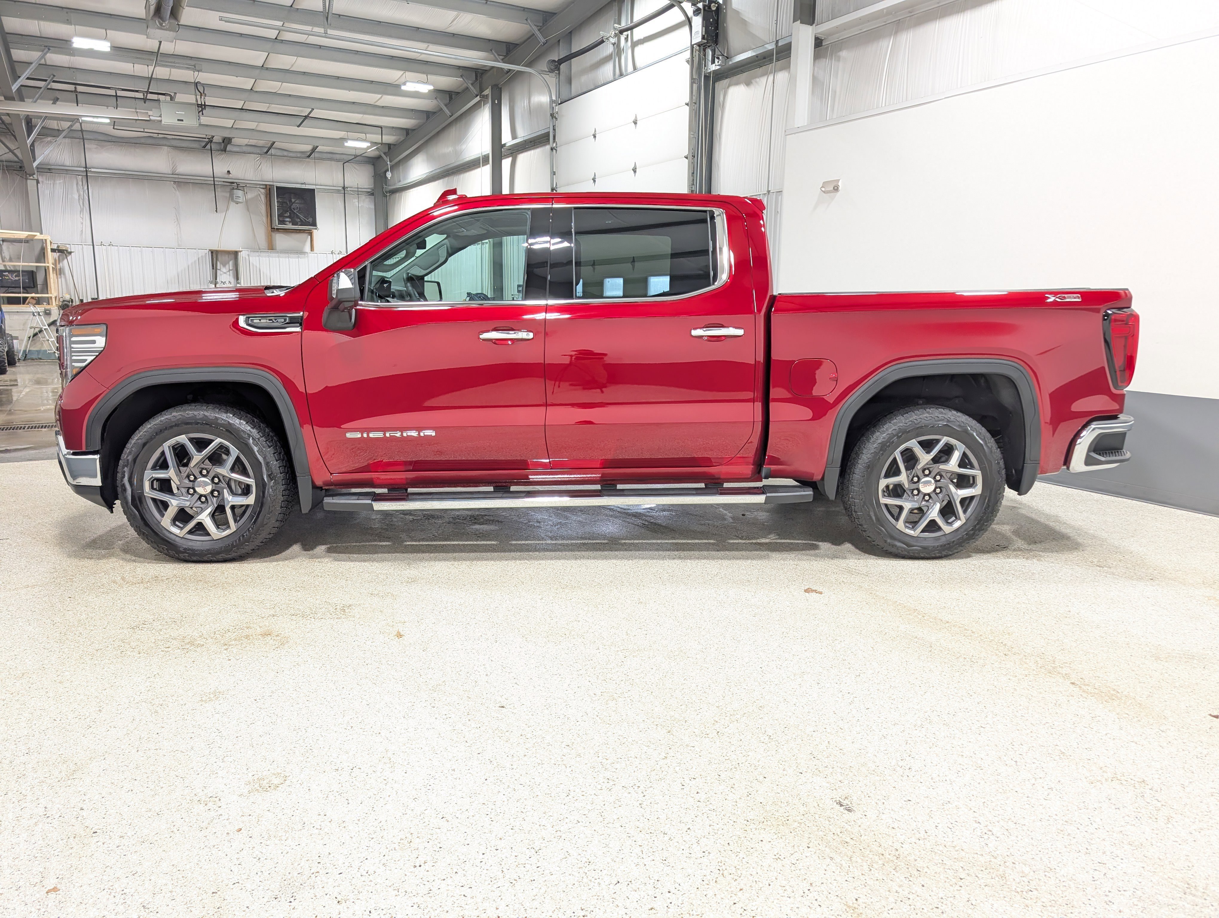 Used 2024 GMC Sierra 1500 SLT w/ SLT Premium Plus Package image 6
