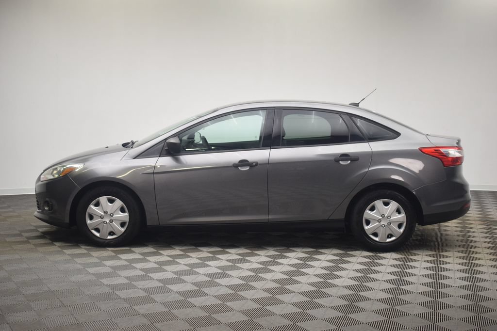 Used 2013 Ford Focus S FWD image 10