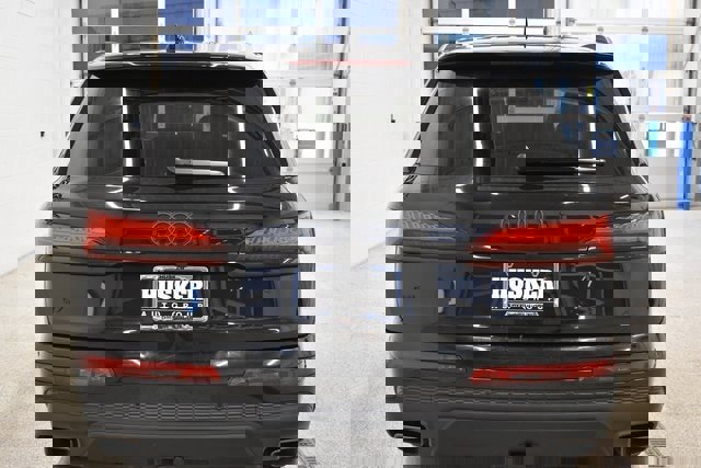 Used 2025 Audi Q7 3.0T Premium Plus image 11