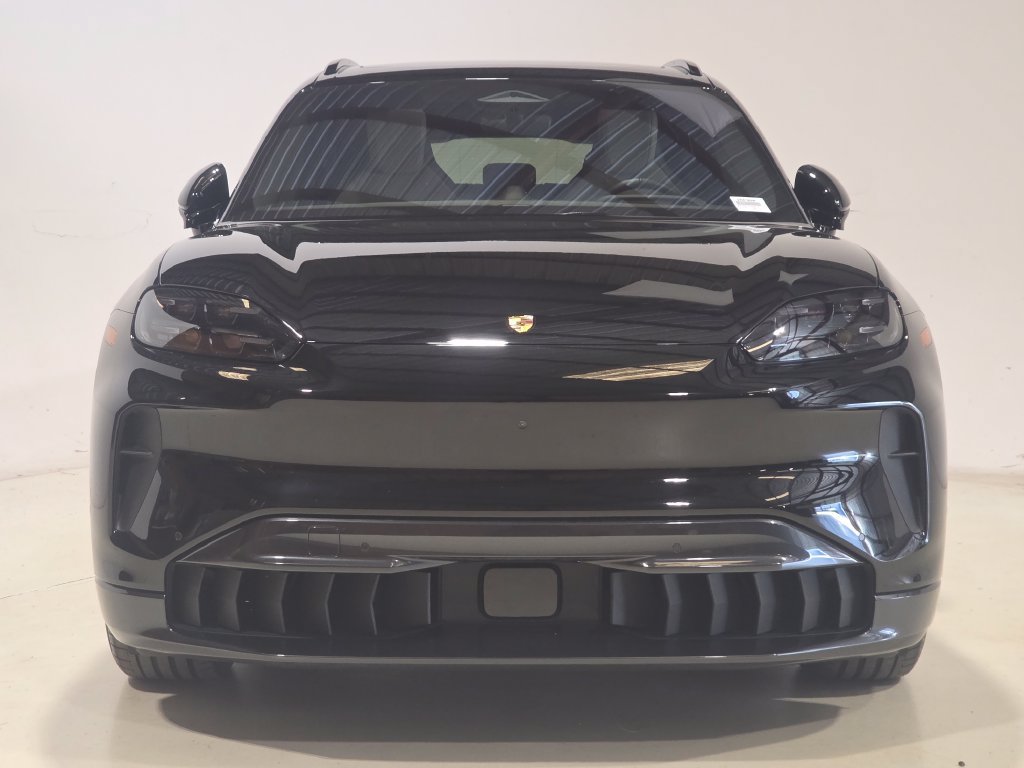 Certified 2026 Porsche Cayenne Electric AWD/4WD image 4