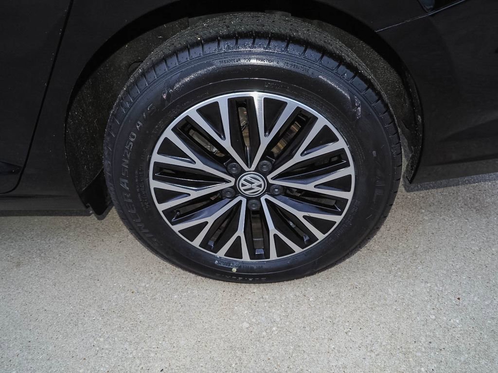 Used 2019 Volkswagen Jetta SE image 34