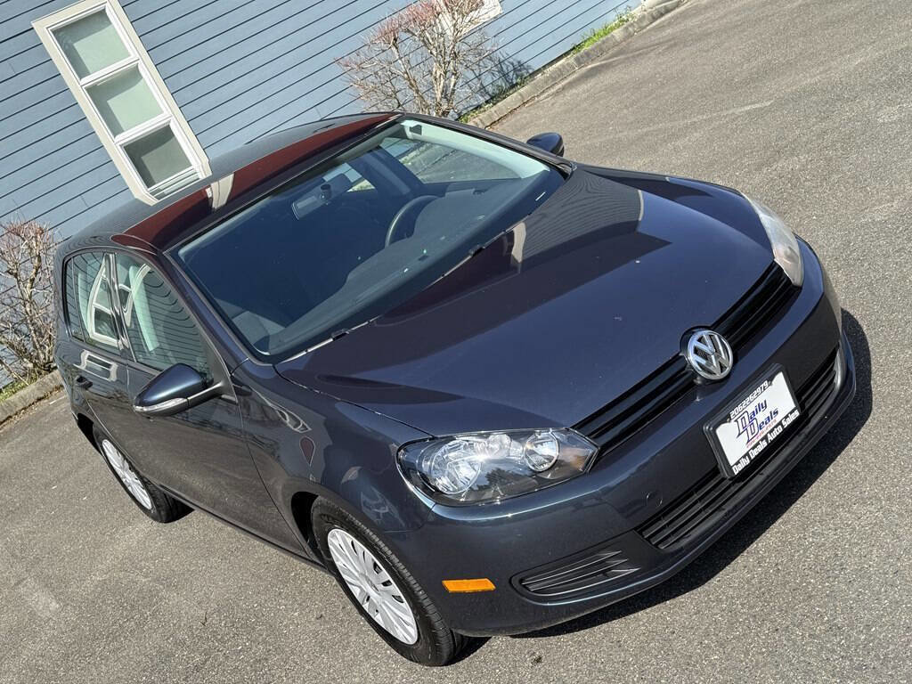 Used 2012 Volkswagen Golf 4-Door image 10
