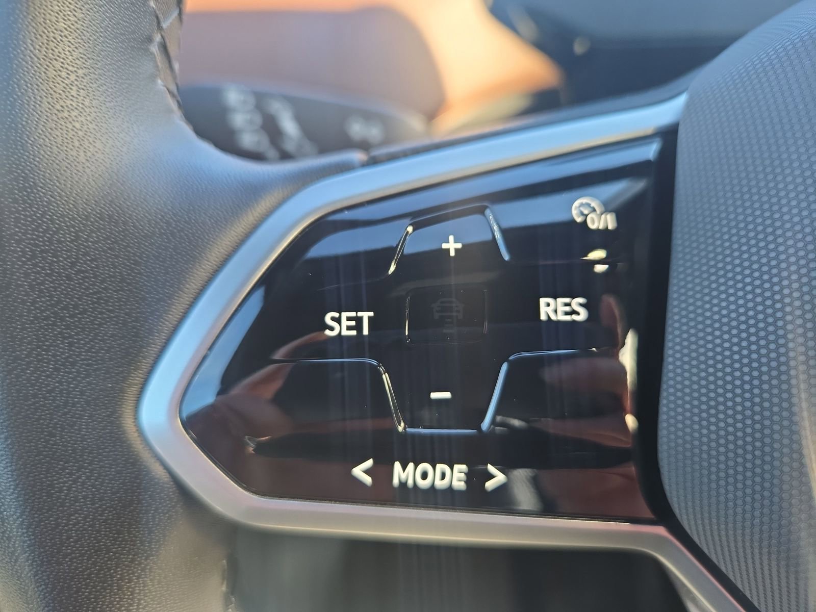 Certified 2023 Volkswagen ID.4 2WD image 30