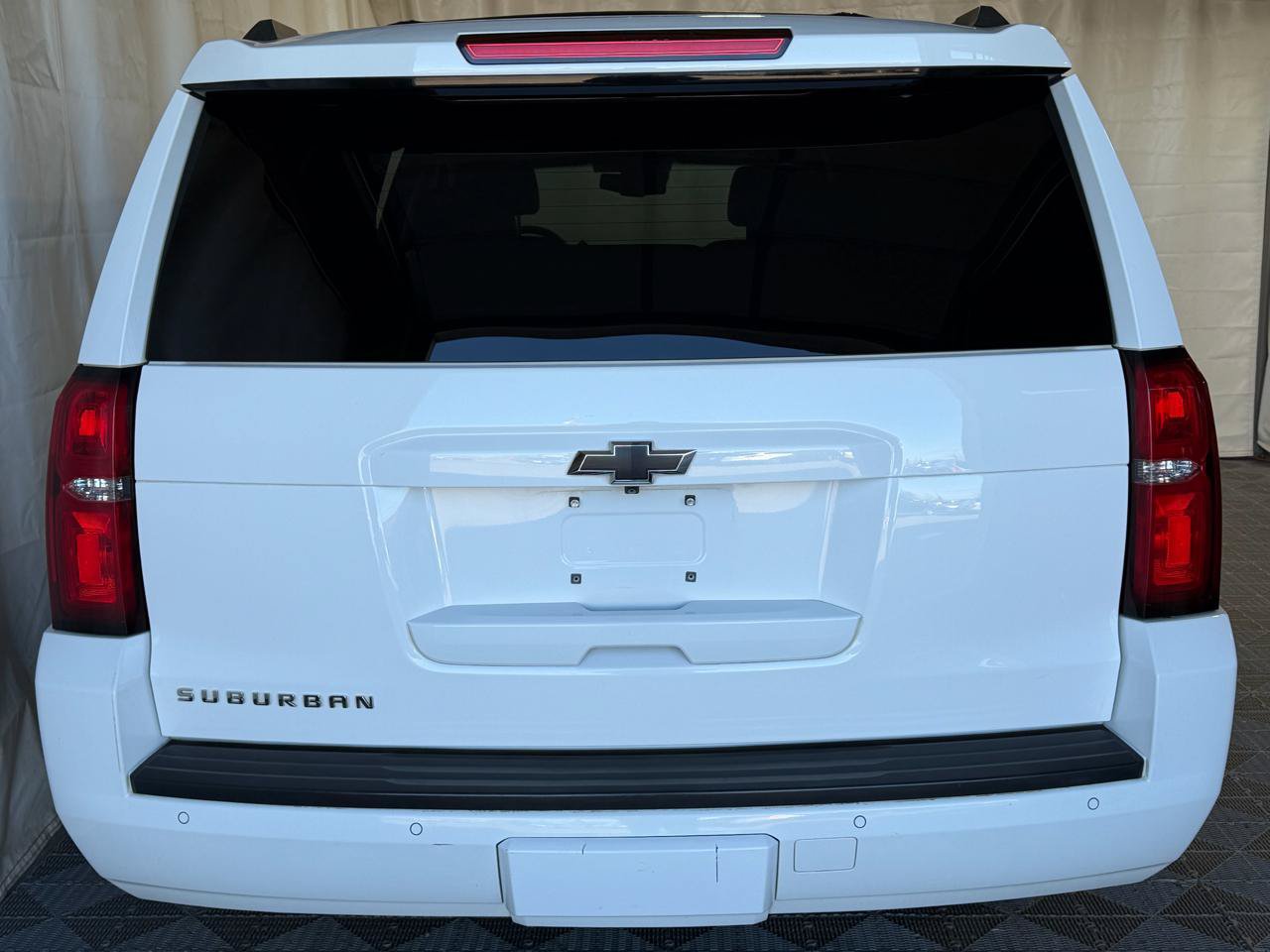 Used 2015 Chevrolet Suburban LT AWD/4WD image 7