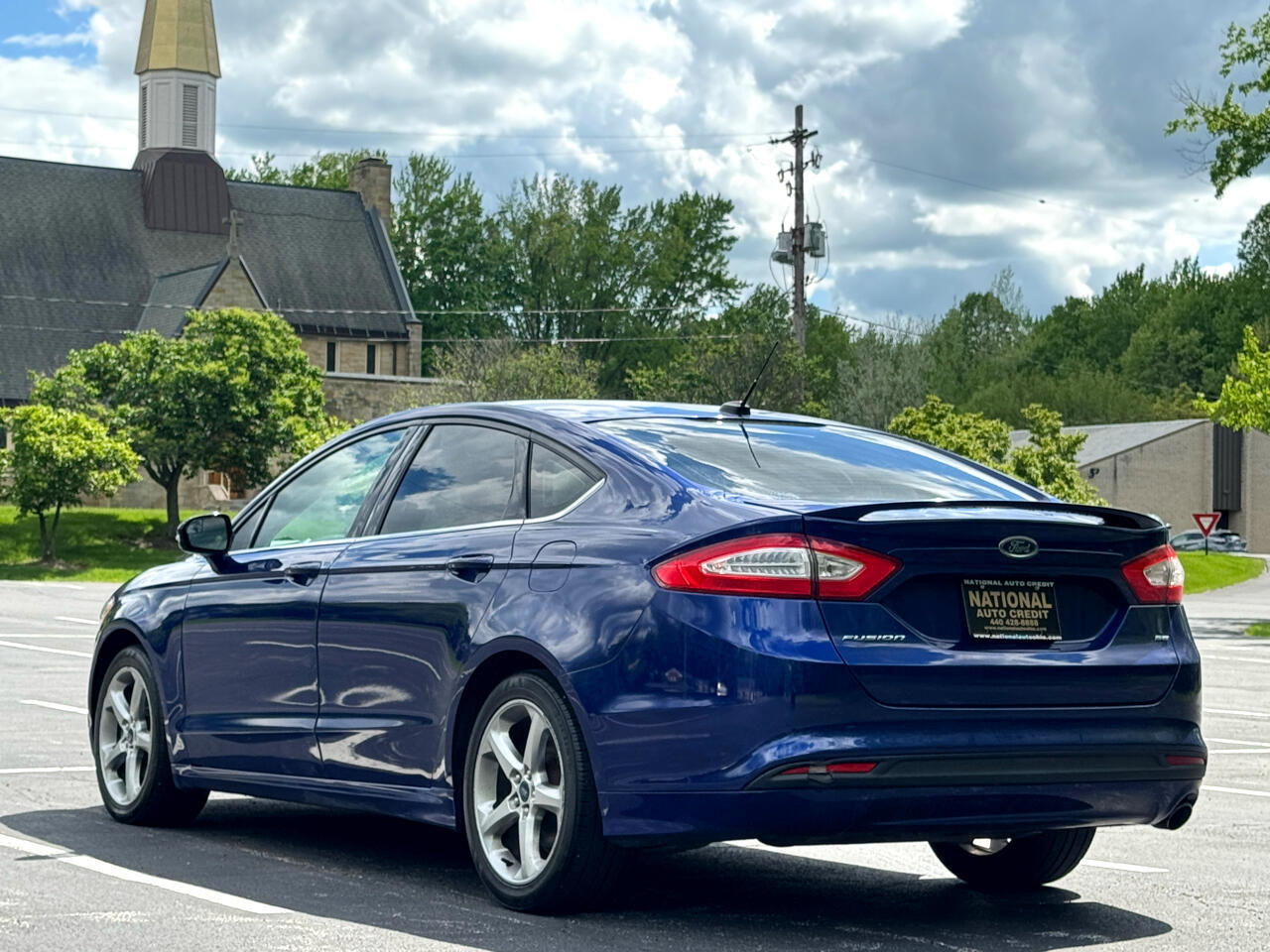 Used 2014 Ford Fusion SE w/ Equipment Group 201A image 7